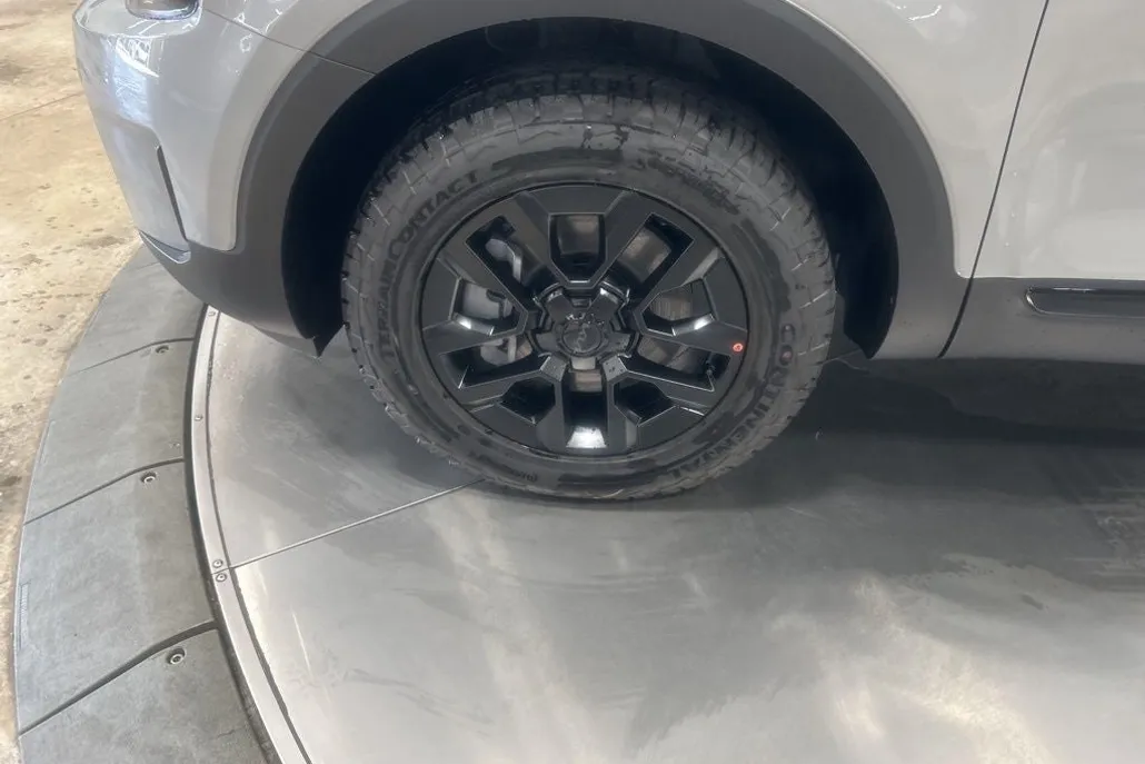 2025 Kia Telluride EX X-Pro photo 1