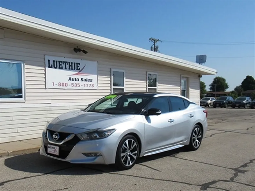 2016 Nissan Maxima Platinum photo 1