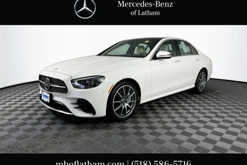 2022 Mercedes Benz E 450 4MATIC photo 1