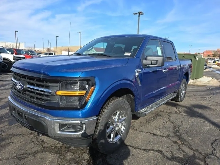 2025 Ford F-150 XLT photo 1