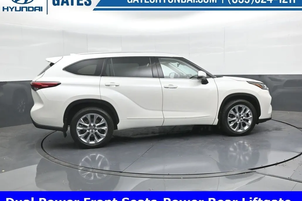 2020 Toyota Highlander Limited photo 1