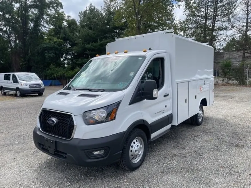 2025 Ford Transit photo 1