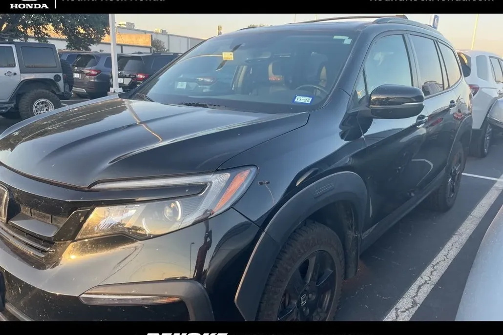 2022 Honda Pilot TrailSport photo 1