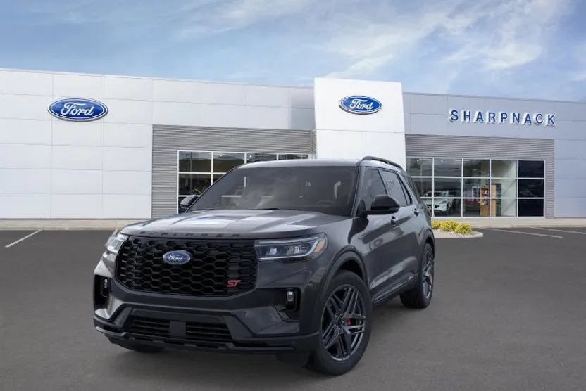 2025 Ford Explorer ST photo 1