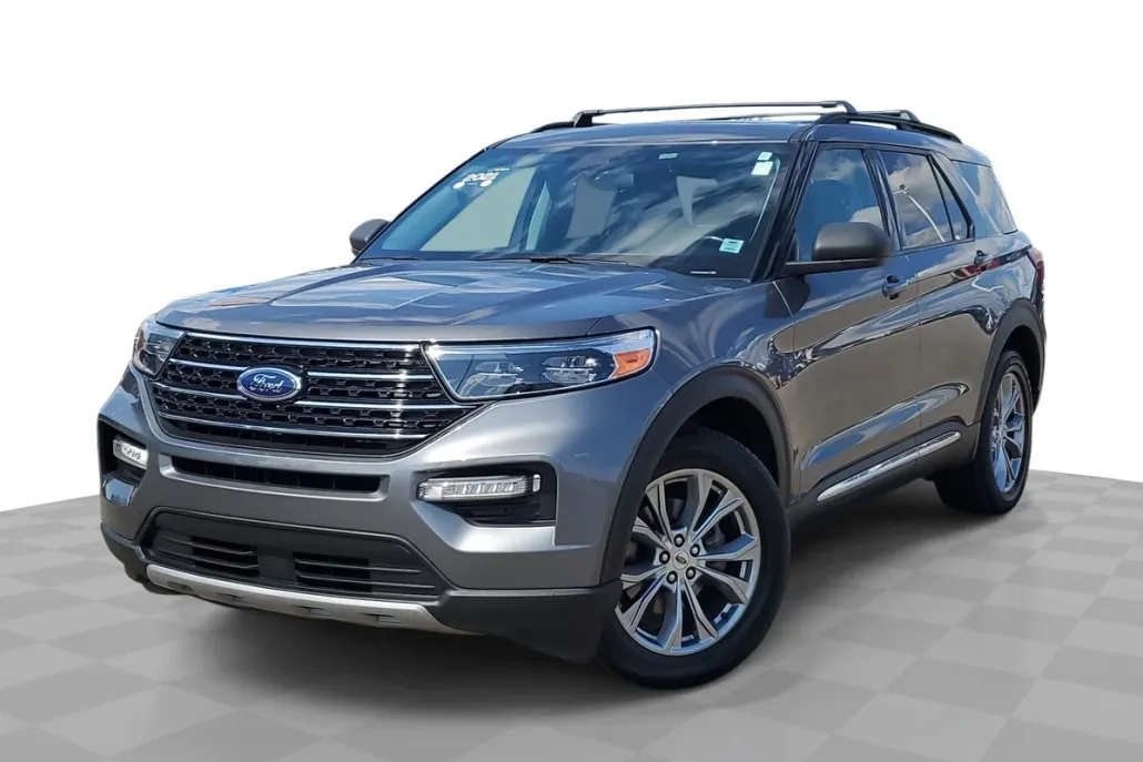 2021 Ford Explorer XLT photo 1