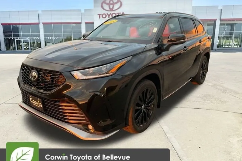 2023 Toyota Highlander XSE photo 1