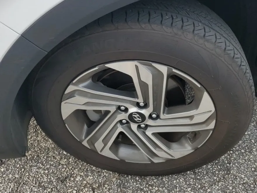 2023 Hyundai Santa Fe SEL photo 1