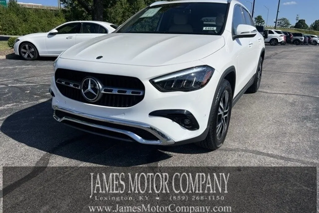2025 Mercedes Benz GLA 250 4MATIC photo 1