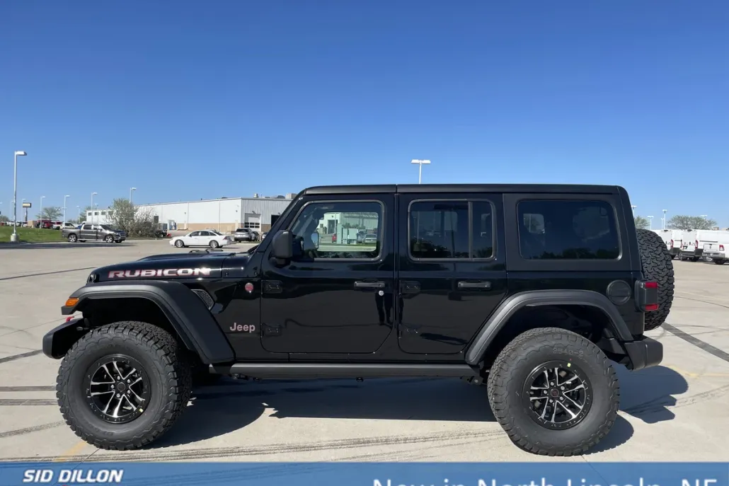 2025 Jeep Wrangler Rubicon photo 1
