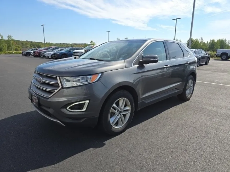 2017 Ford Edge SEL photo 1
