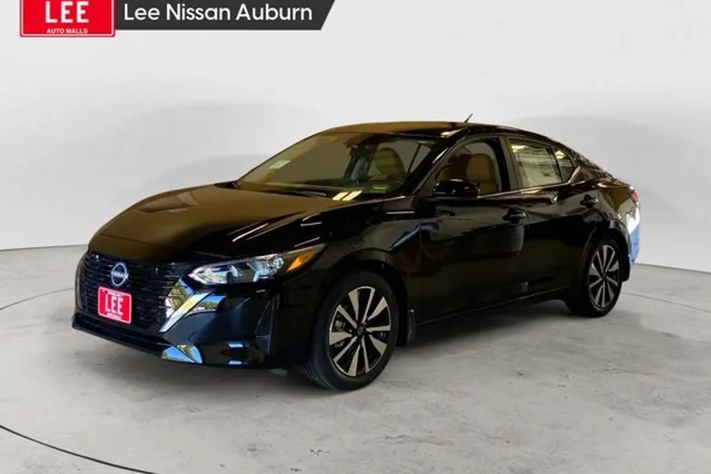 2025 Nissan Sentra SV photo 1