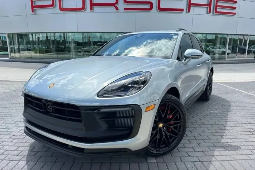 2025 Porsche Macan GTS photo 1