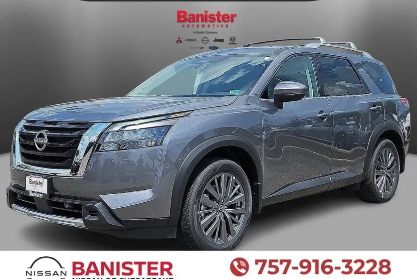 2025 Nissan Pathfinder SL photo 1