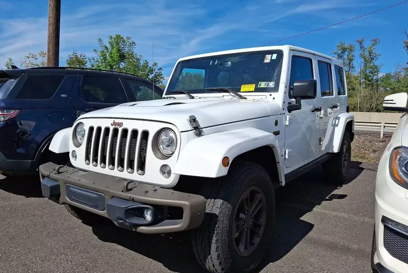 2017 Jeep Wrangler Unlimited Anniversary Edition Sport photo 1