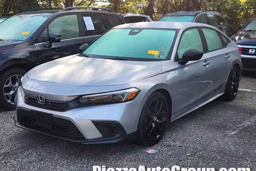 2024 Honda Civic Sport photo 1