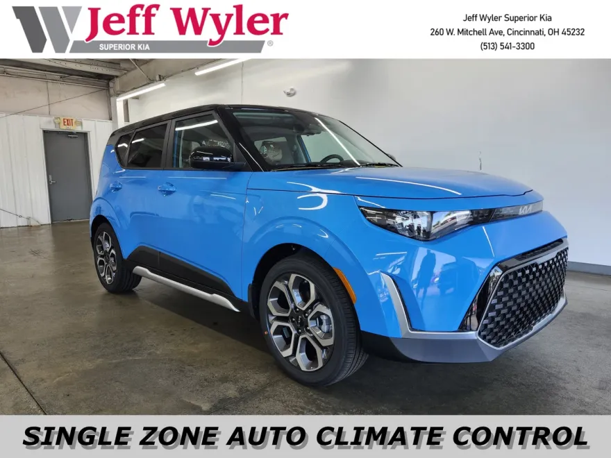 2025 Kia Soul EX photo 1
