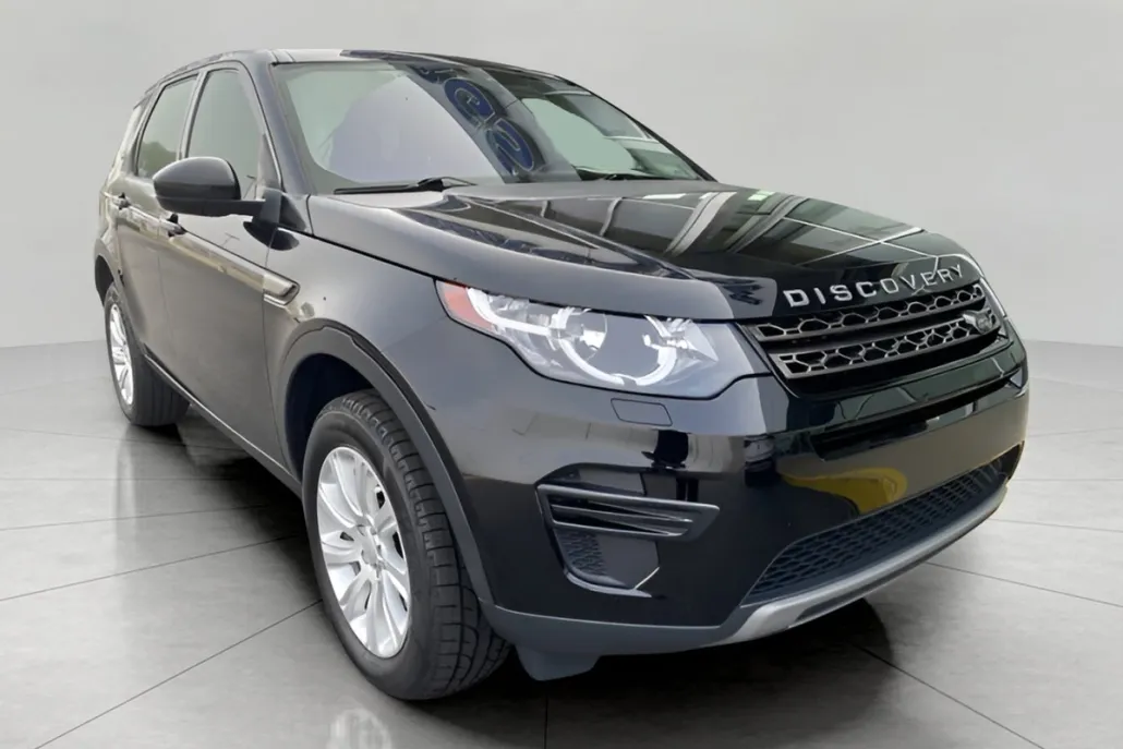 2019 Land Rover Discovery Sport SE photo 1