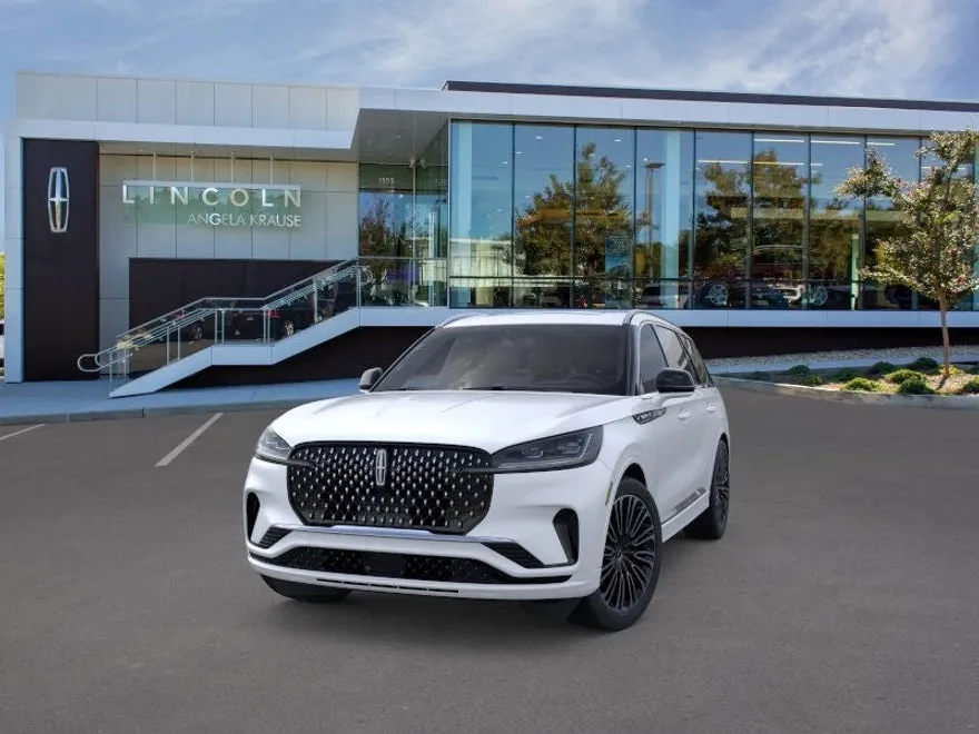 2025 Lincoln Aviator Black Label photo 1