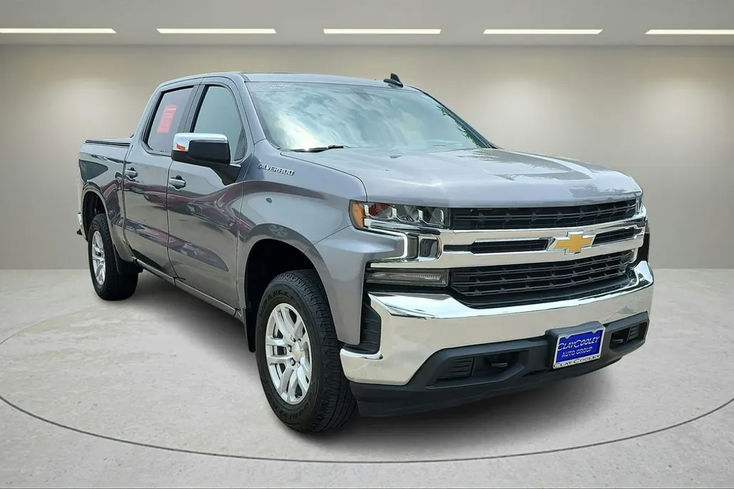2021 Chevrolet Silverado 1500 LT photo 1