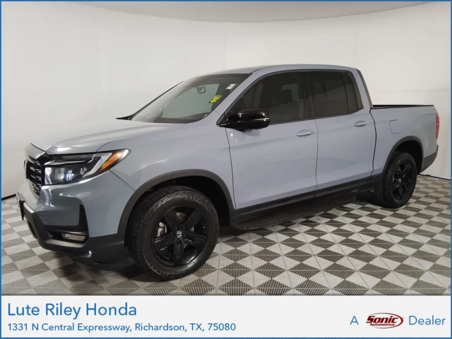 2023 Honda Ridgeline Black Edition photo 1