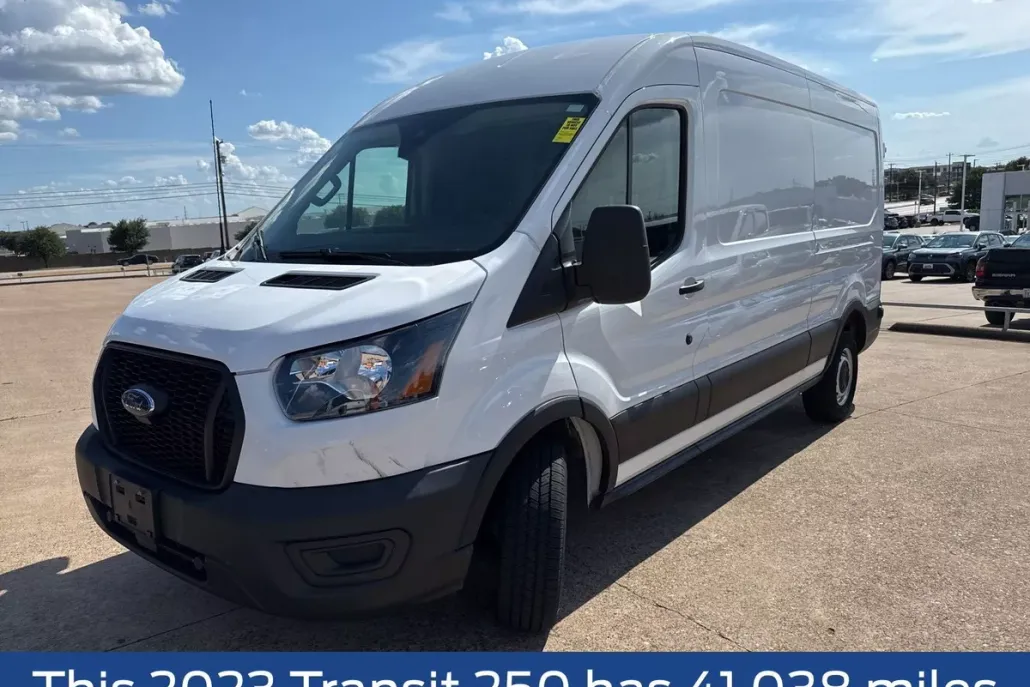 2023 Ford Transit photo 1