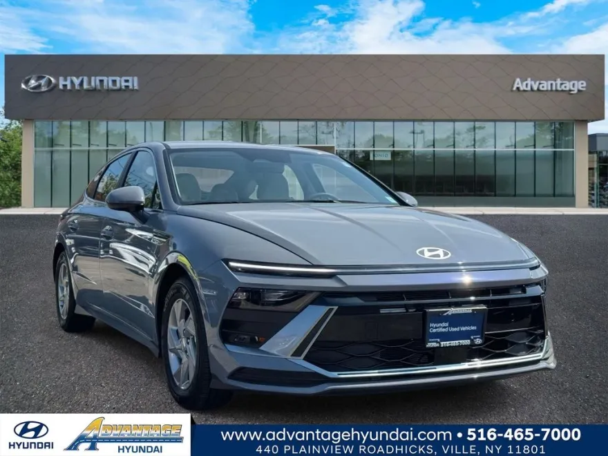 2025 Hyundai Sonata SE photo 1