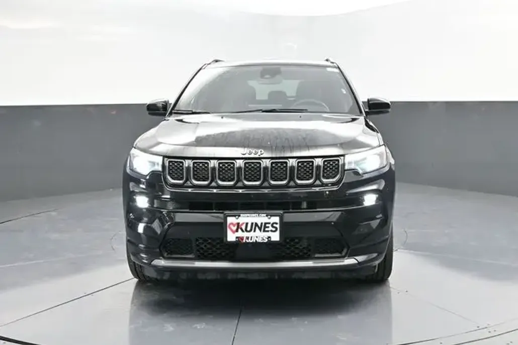 2023 Jeep Compass High Altitude photo 1