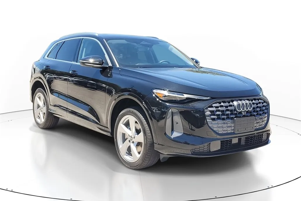 2025 Audi Q5 2.0T Premium Plus photo 1