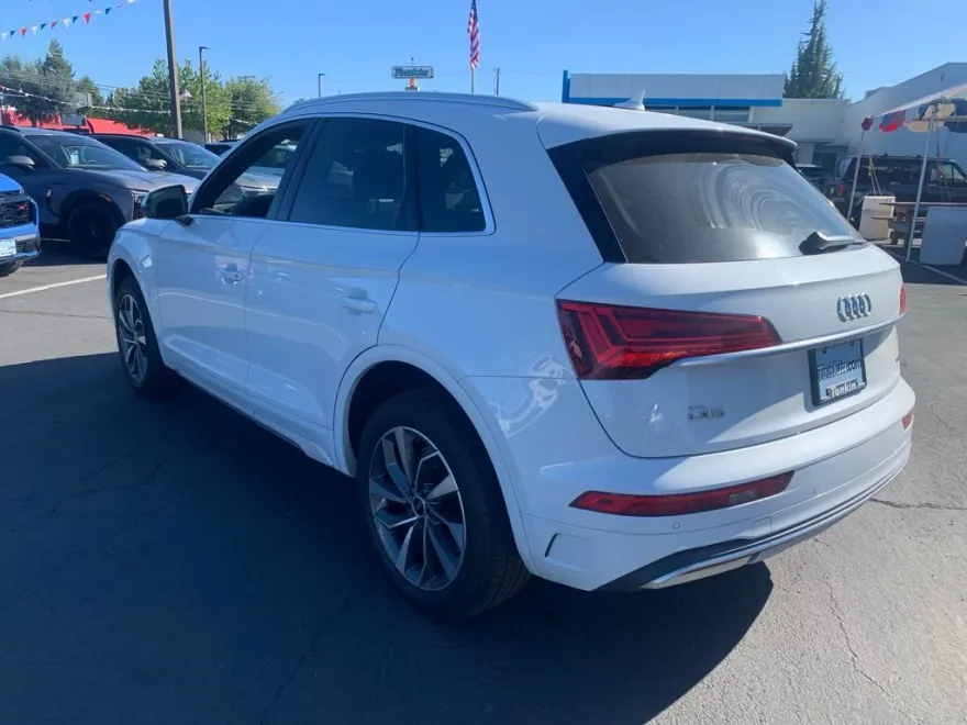 2021 Audi Q5 Premium 45 TFSI photo 1