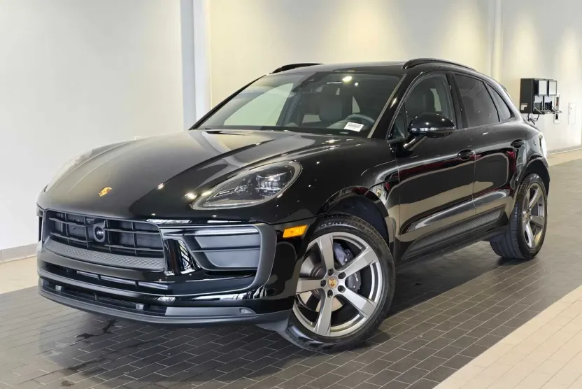2024 Porsche Macan Base photo 1