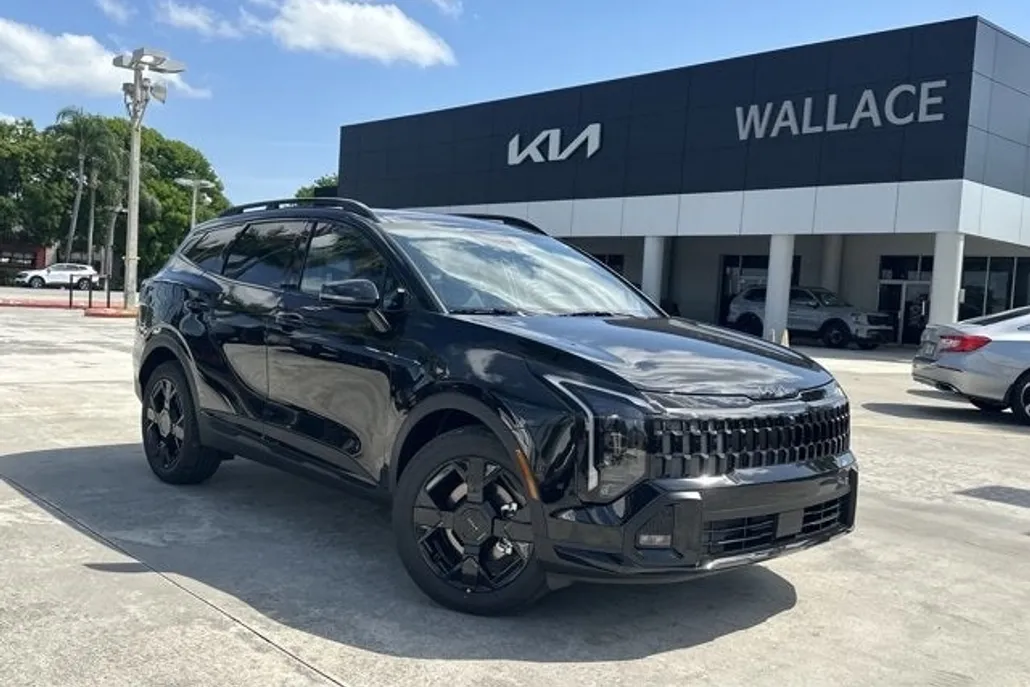 2026 Kia Sportage X-Line photo 1