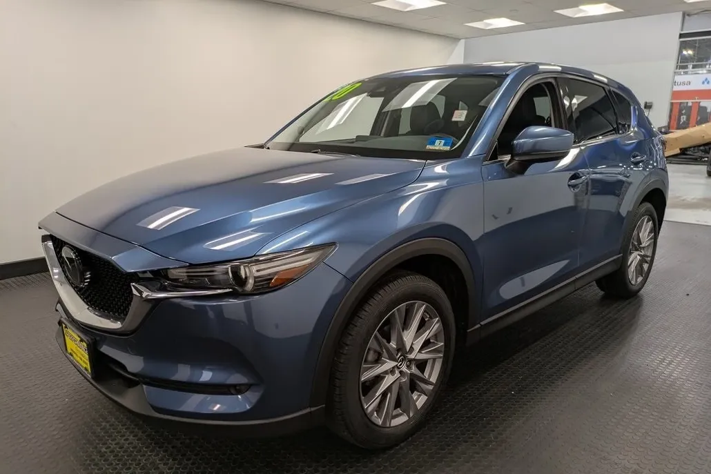 2020 Mazda CX-5 Grand Touring photo 1