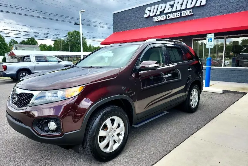 2013 Kia Sorento LX photo 1