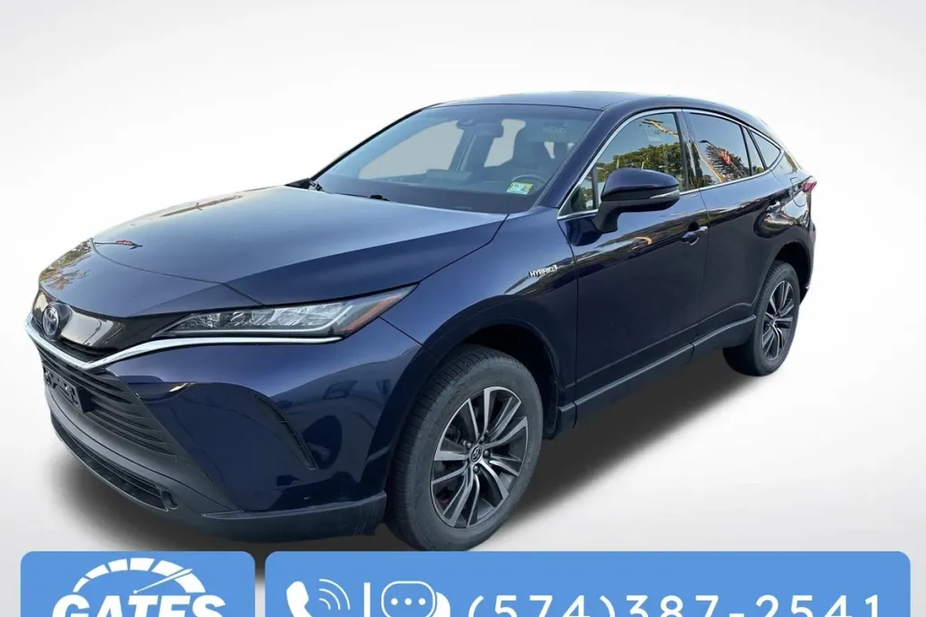 2021 Toyota Venza LE photo 1