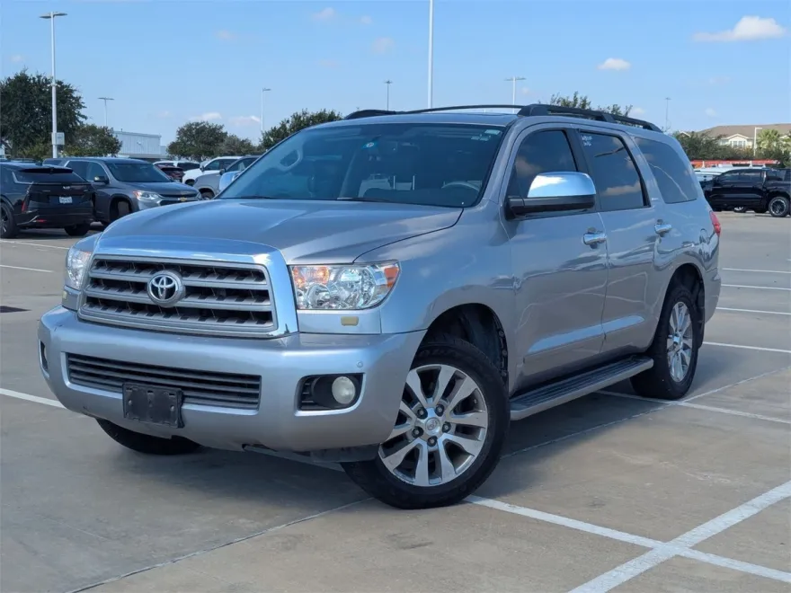 2010 Toyota Sequoia Limited photo 1