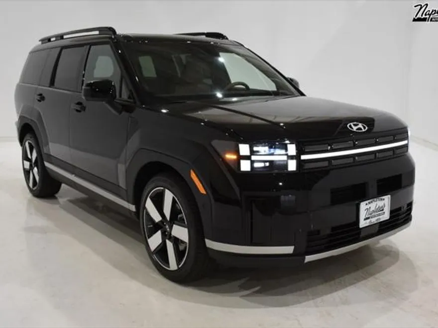 2025 Hyundai Santa Fe Limited photo 1
