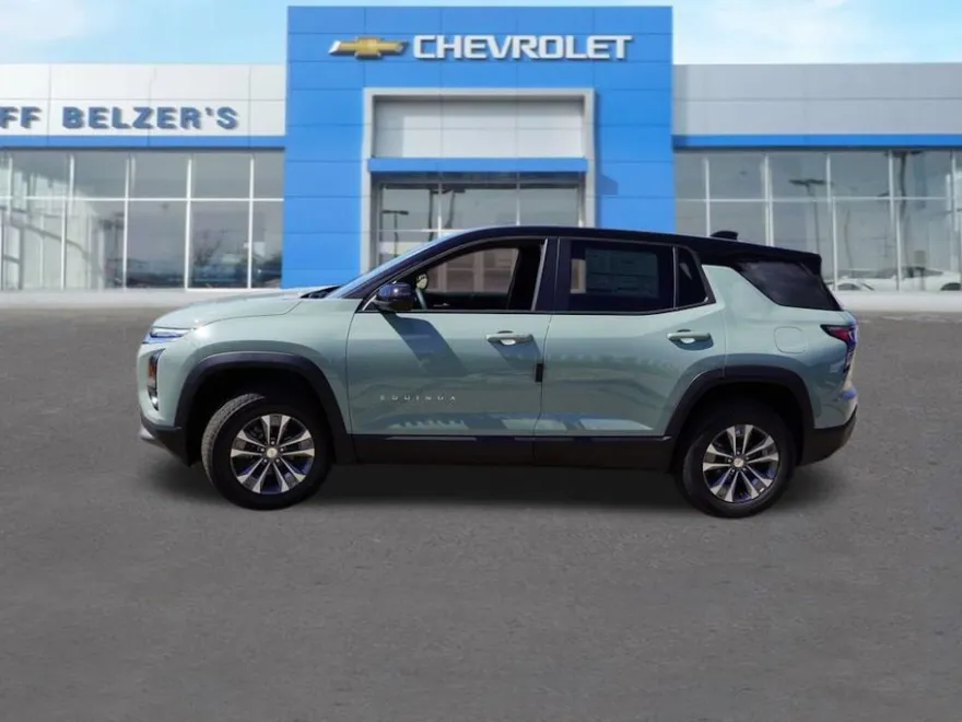 2026 Chevrolet Equinox LT photo 1