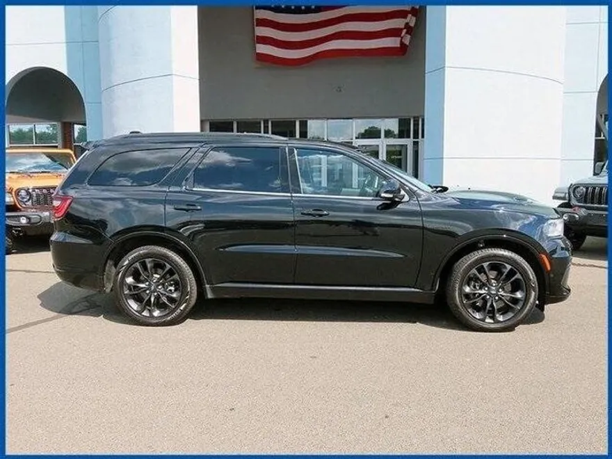 2022 Dodge Durango R/T photo 1