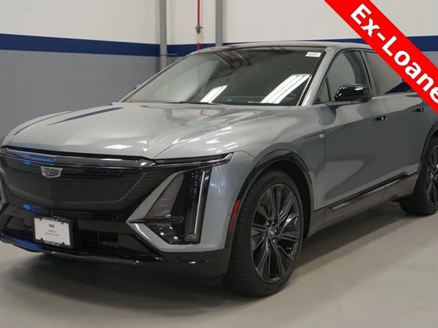 2024 Cadillac Lyriq Sport photo 1