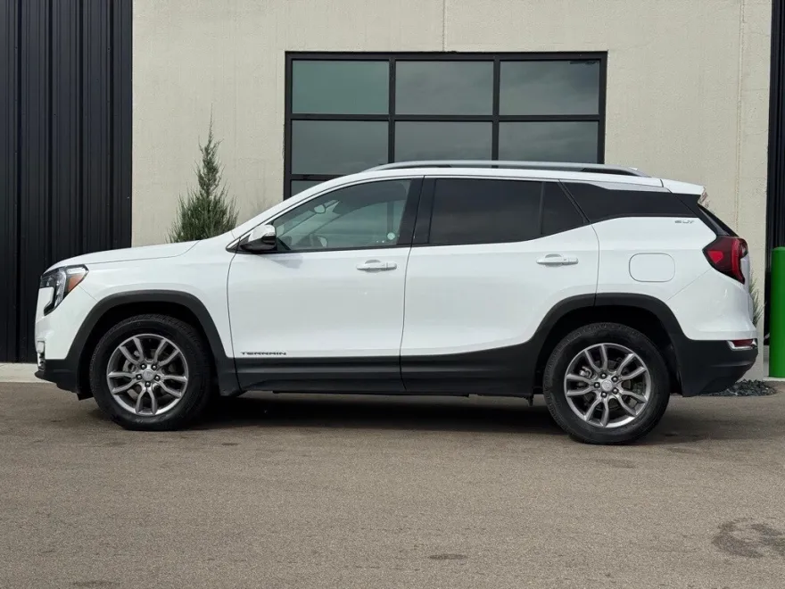2023 Gmc Terrain SLT photo 1
