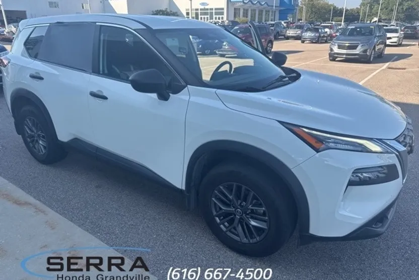 2021 Nissan Rogue S photo 1