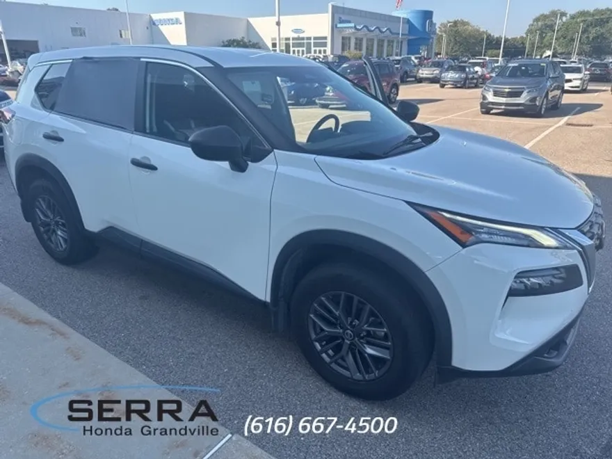 2021 Nissan Rogue S photo 1