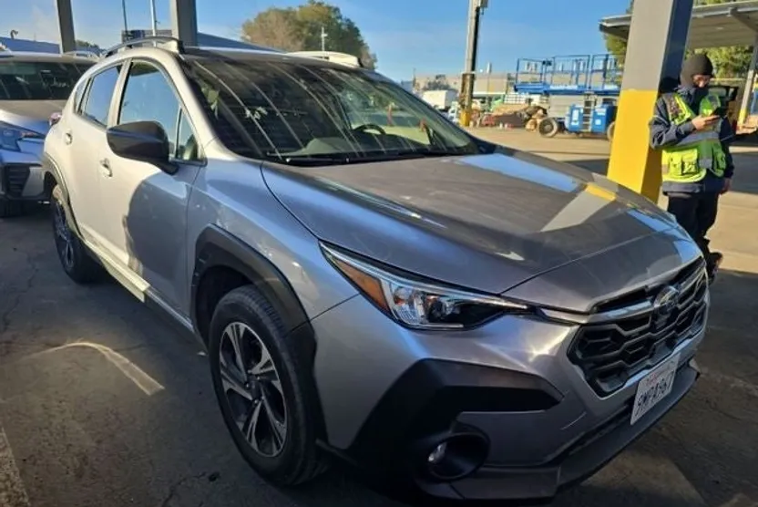 2024 Subaru Crosstrek Premium photo 1