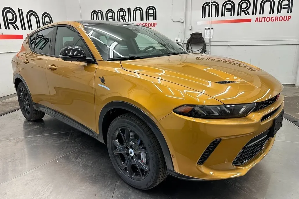 2024 Dodge Hornet R/T Plus photo 1