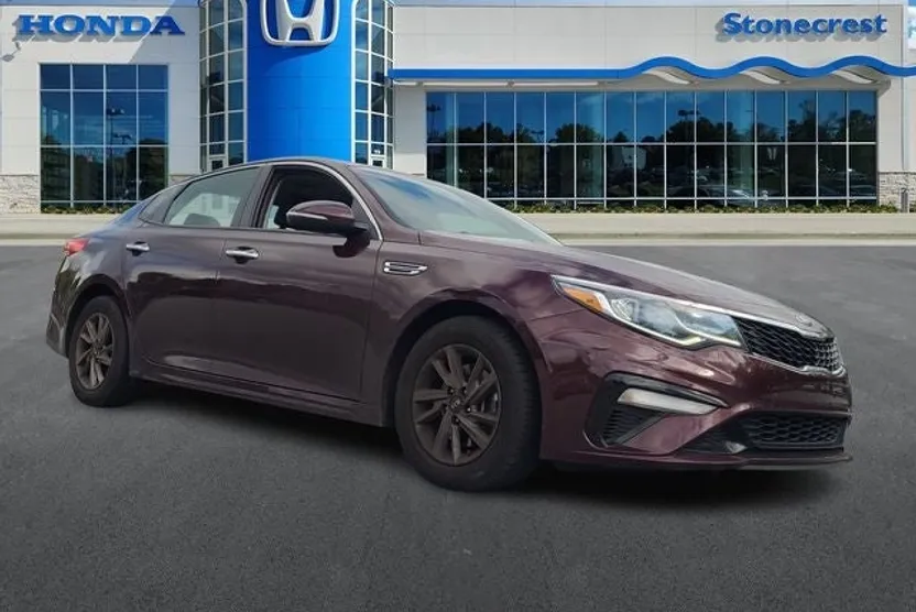 2020 Kia Optima LX photo 1