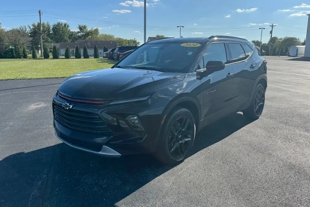 2024 Chevrolet Blazer 2LT photo 1