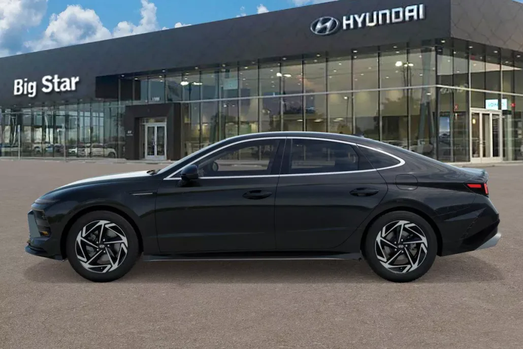 2026 Hyundai Sonata SEL Sport photo 1
