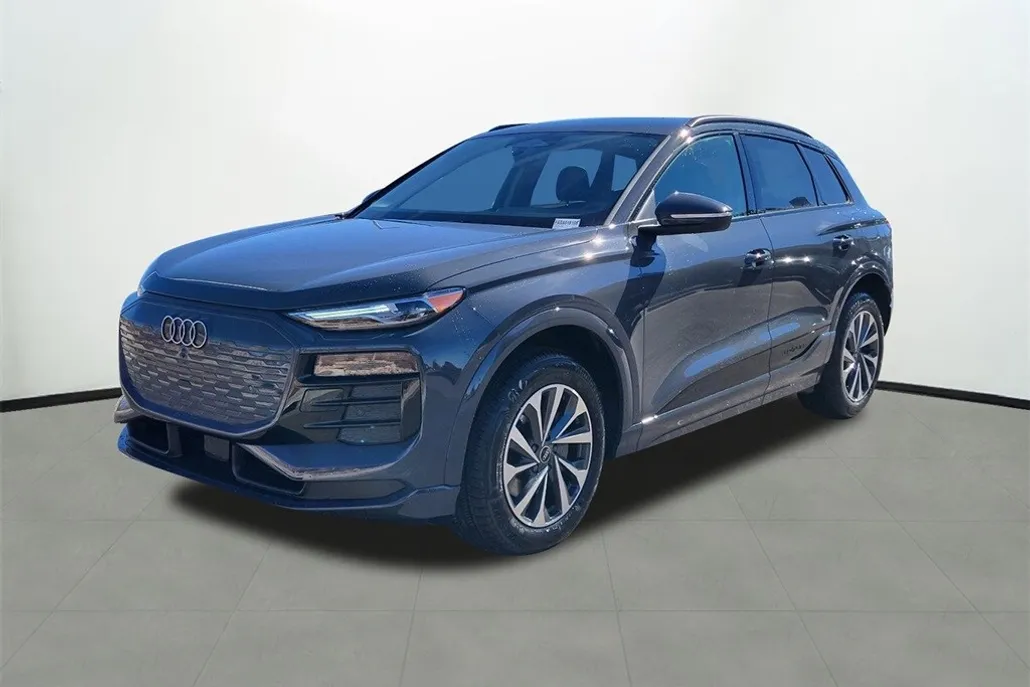 2025 Audi Q6 E-tron Premium photo 1