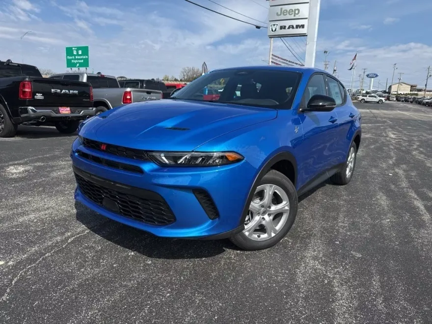 2025 Dodge Hornet GT photo 1