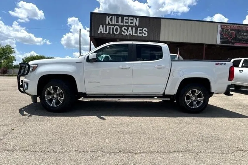 2017 Chevrolet Colorado Z71 photo 1